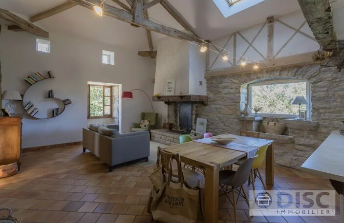 Charmante maison de campagne en pierre rénovée avec piscine et 1,7 ha — photo 5