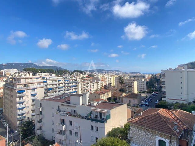 STUDIO MEUBLE - SAINT SYLVESTRE — photo du bien
