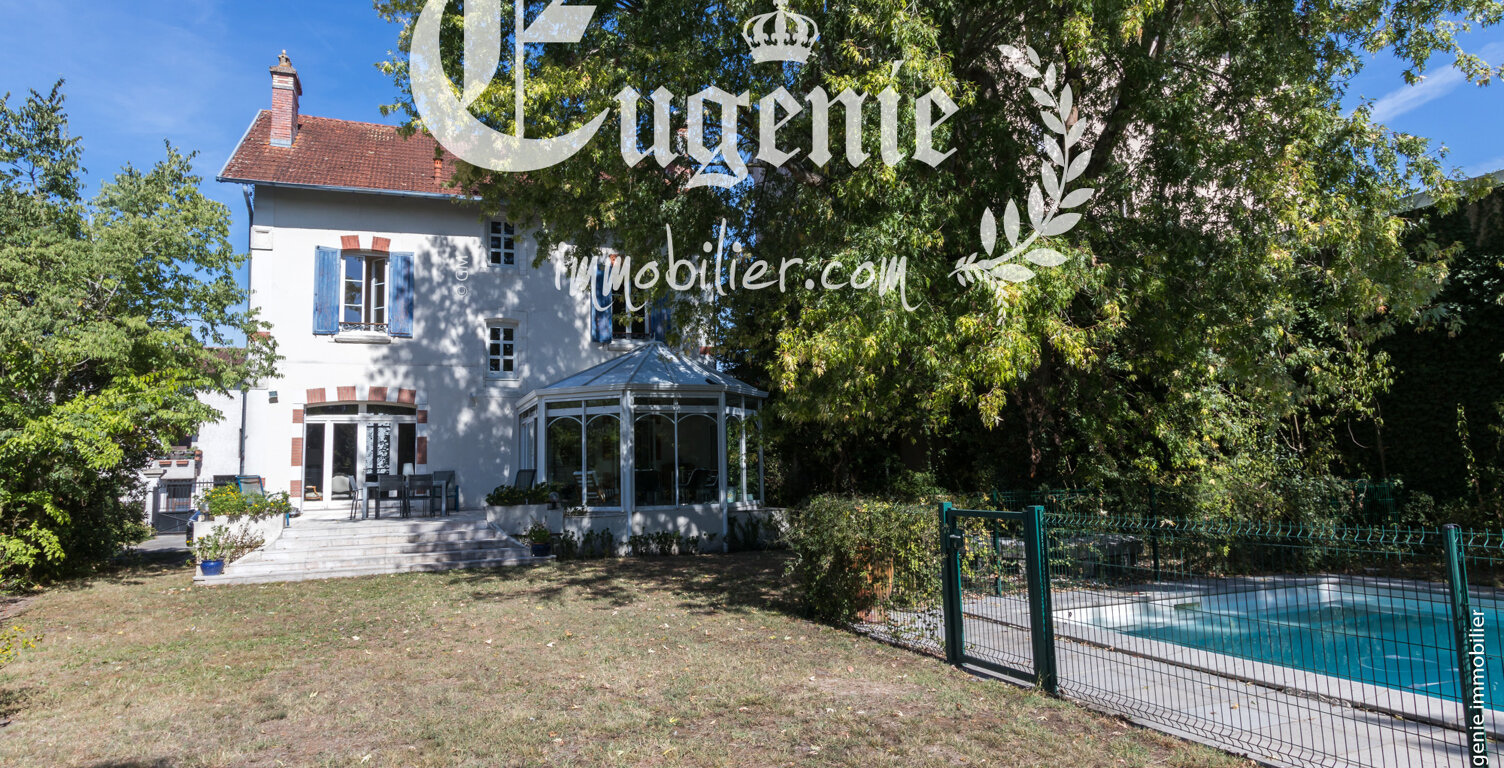 Maison de Maitre 202M²+24M² Véranda+Piscine et Jardin 956M² Centrev Ville commerces à pied — photo 1