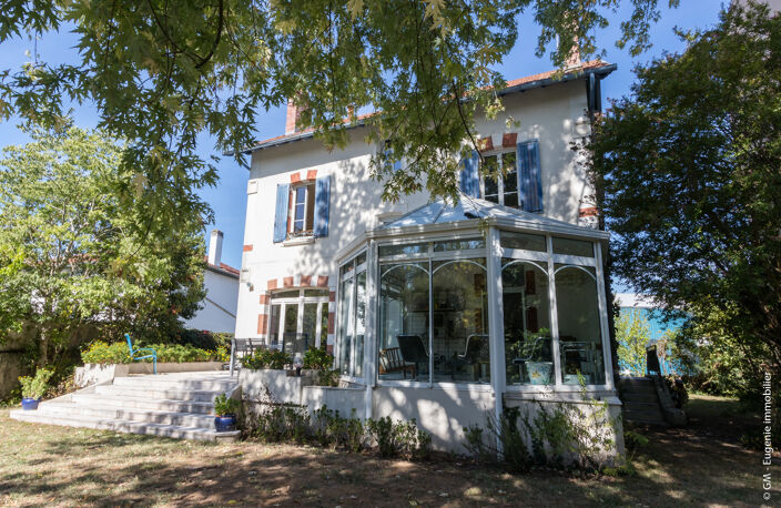 Maison de Maitre 202M²+24M² Véranda+Piscine et Jardin 956M² Centrev Ville commerces à pied — photo 3
