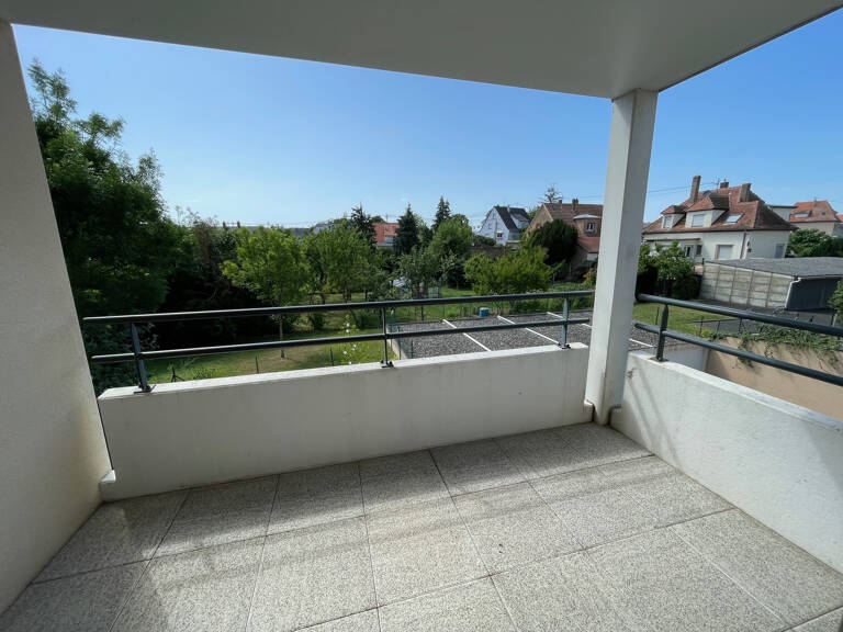BRUMATH - appartement 3 pièces au calme et en excellent état — photo 1