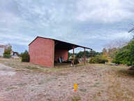Vacquiers Vaste hangar de 150 m²  aménageable en habitation sur terrain de 783 m² — photo 3