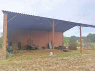 Vacquiers Vaste hangar de 150 m²  aménageable en habitation sur terrain de 783 m² — photo 4