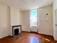 A LOUER MAISON DE 121 M2 AVEC 4 CHAMBRES - CENTRE VILLE DE BOURG — photo 4