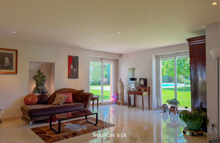 Longère de caractère - 323 m² habitables avec piscine — photo 4
