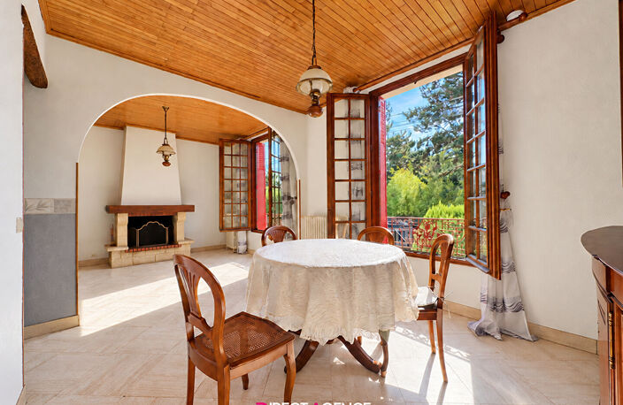 LES RICHARDETS - MAISON AVEC JARDIN DE 500m² — photo 4