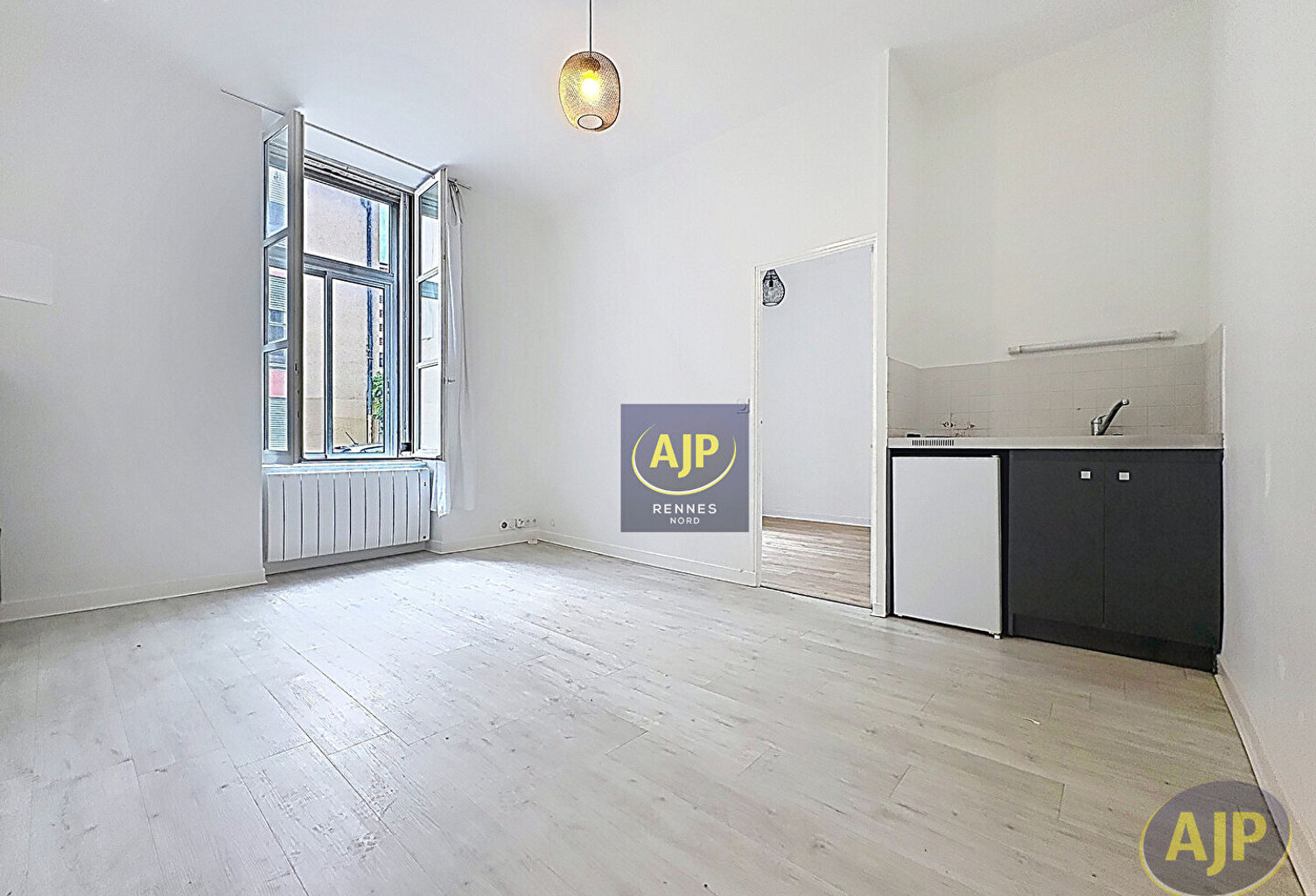 Appartement  2 pièce(s) rue de Châteaudun RENNES — photo 1