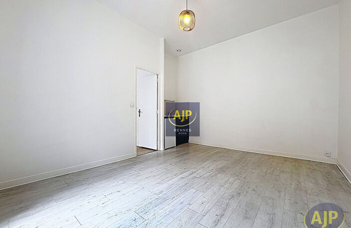 Appartement  2 pièce(s) rue de Châteaudun RENNES — photo 2