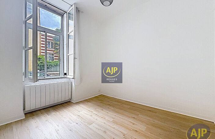 Appartement  2 pièce(s) rue de Châteaudun RENNES — photo 3