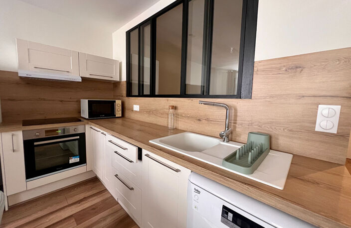Appartement Lons Le Saunier 2 pièce(s) 40.76 m2 — photo 2
