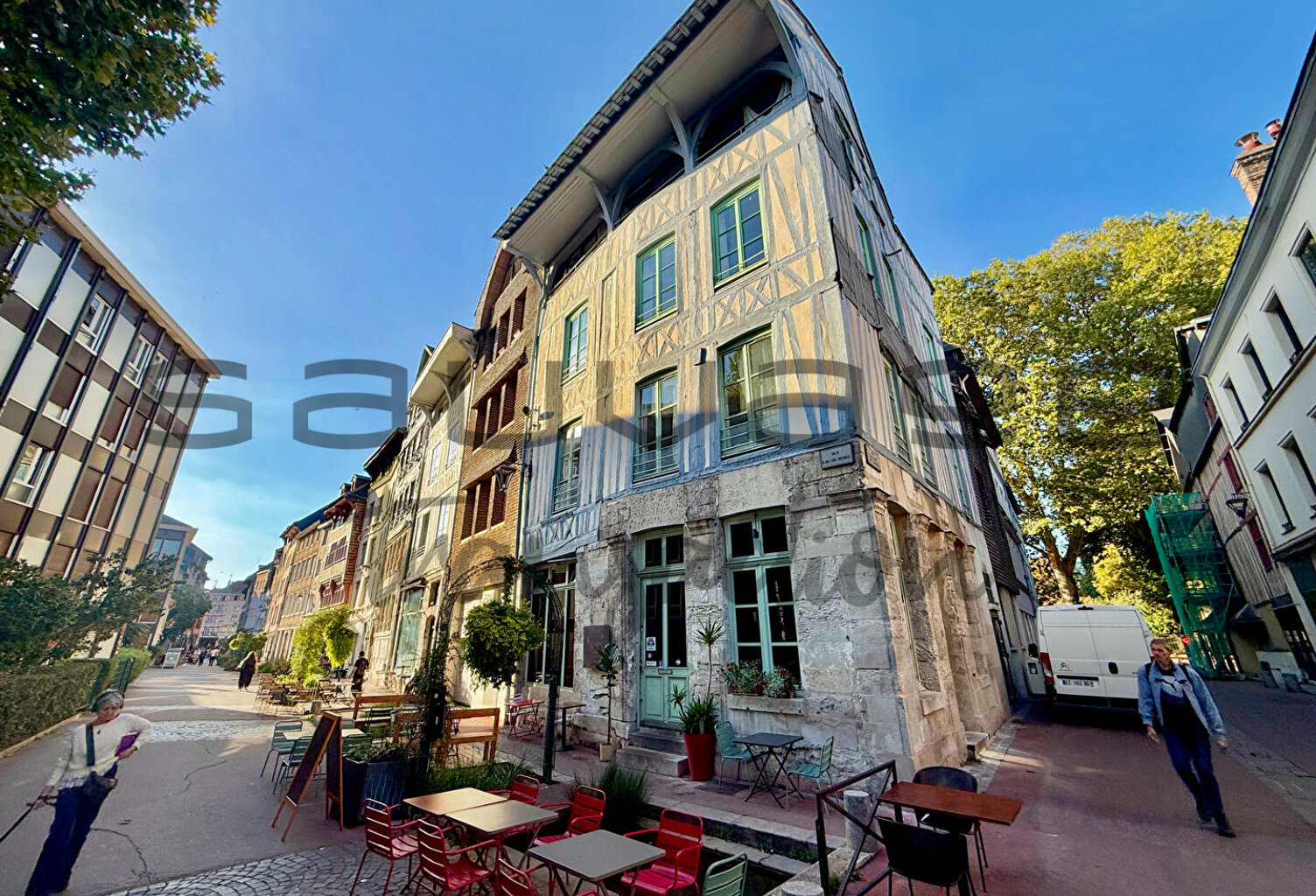 ROUEN CENTRE - EAU DE ROBEC — photo 1
