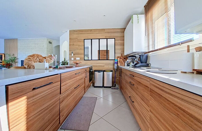 MAISON DE PLAIN PIED - 5 CHAMBRES - CHÂTELLERAULT — photo 3