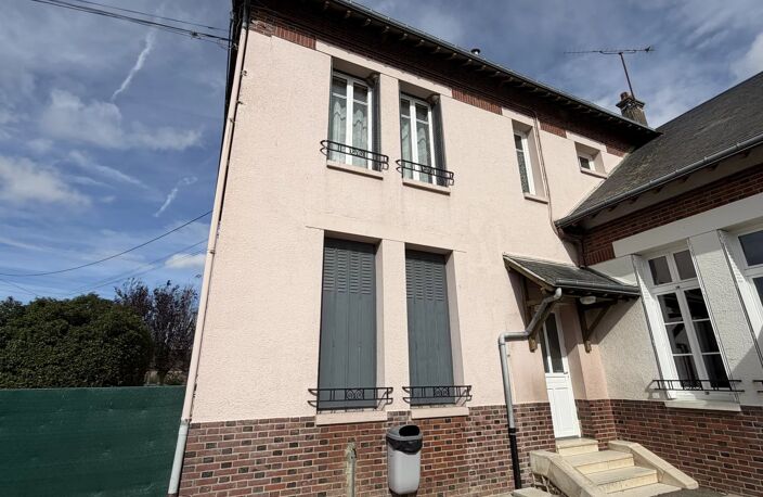 A LOUER - APPARTEMENT DE 2 PIECES SITUE A CLEVILLIERS — photo 2