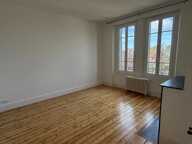 A LOUER - APPARTEMENT DE 2 PIECES SITUE A CLEVILLIERS — photo 4