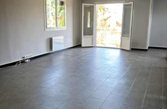 Vente Maison/villa 5 pièces — photo 2