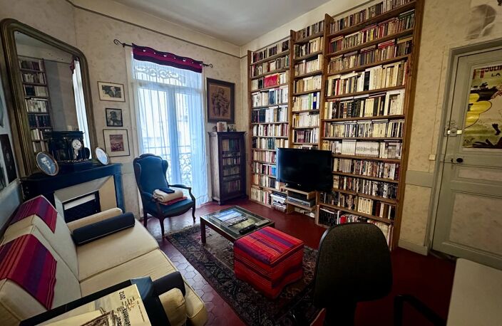 Vaste apt F4 dans maison bourgeoise, terrasses, atelier, cave — photo 4