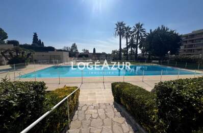 LOCATION MEUBLÉE JUAN LES PINS - APPARTEMENT 2 CHAMBRES - PISCIN — photo du bien