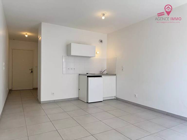 T1 lumineux Villeurbanne — photo 1