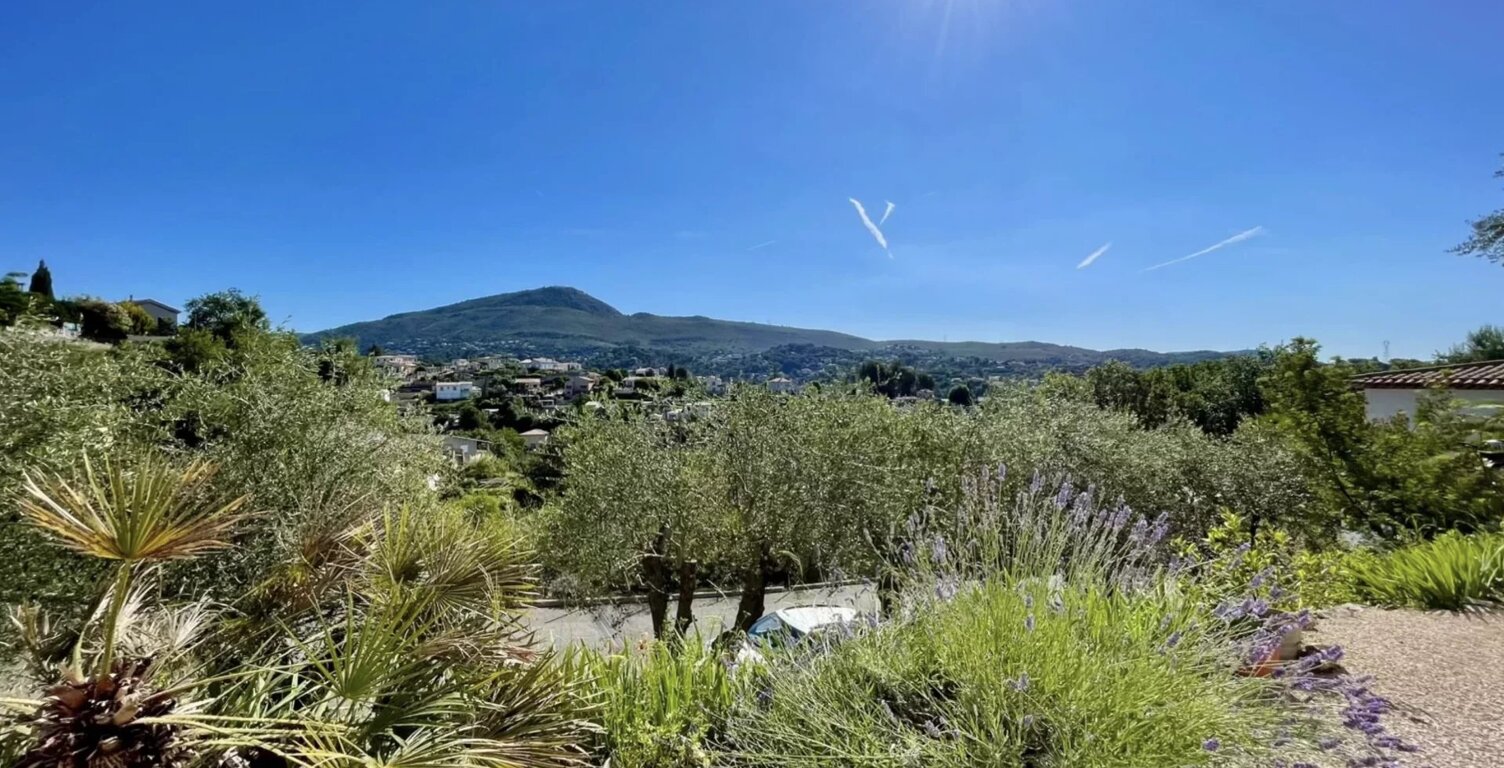 COLOMARS / SAINT-ROMAN – Maison 5 pièces de 118 m² avec jardin — photo 1