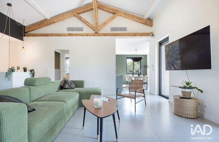 Vente Maison/villa 7 pièces — photo 2