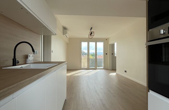 Vente Appartement 4 pièces — photo 3