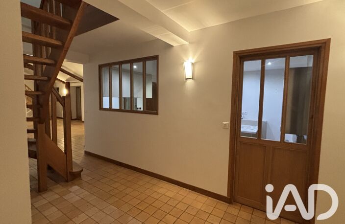 Vente Maison/villa 8 pièces — photo 3