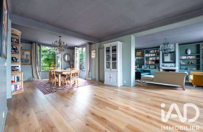 Vente Maison/villa 10 pièces — photo 2