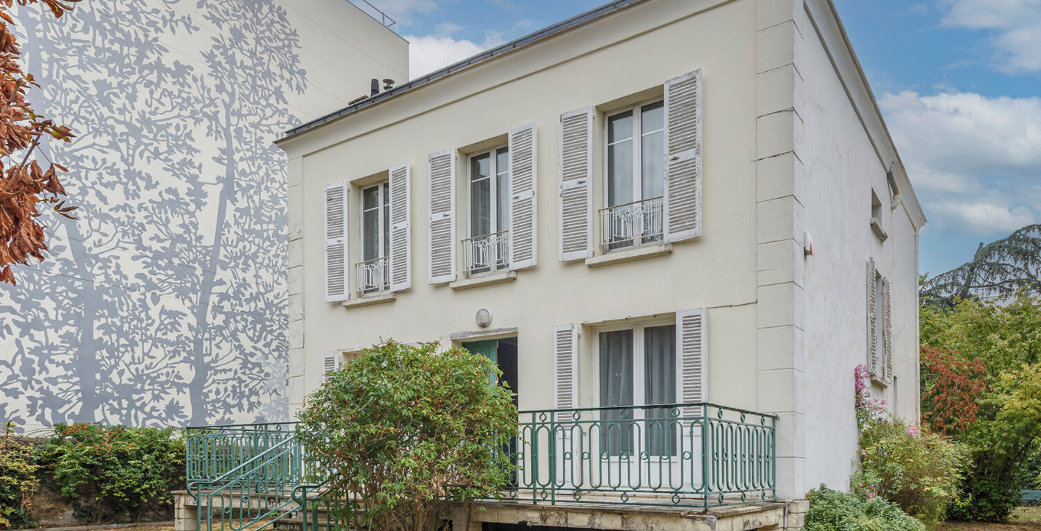 Vente maison 9 pièces 182 m² Vanves (92170) — photo 1