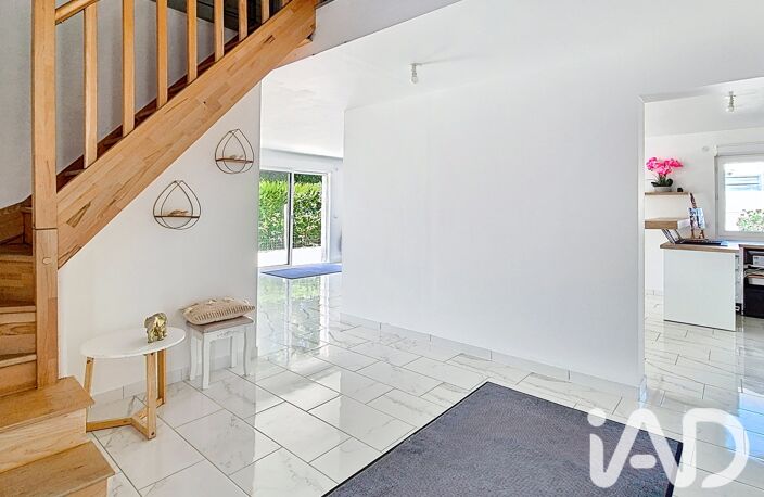 Vente Maison/villa 5 pièces — photo 2