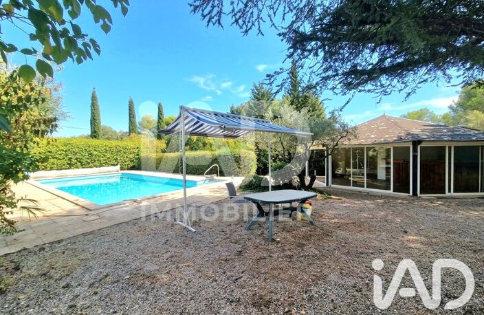 Vente Maison/villa 8 pièces — photo 2