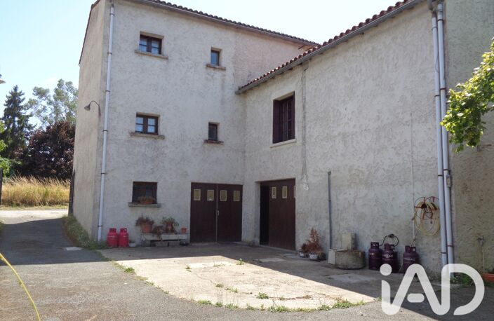Vente Maison/villa 8 pièces — photo 2