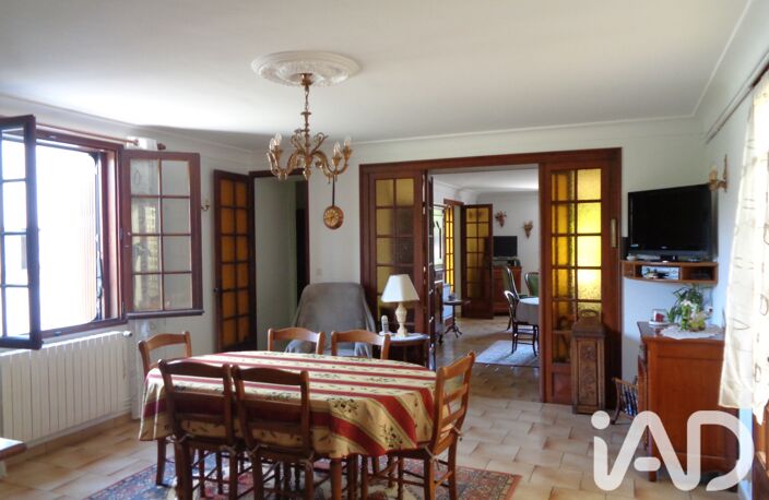 Vente Maison/villa 8 pièces — photo 4