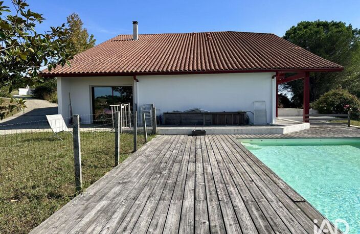 Vente Maison/villa 8 pièces — photo 3