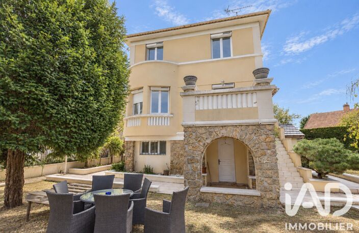 Vente Maison traditionnelle 9 pièces — photo 3