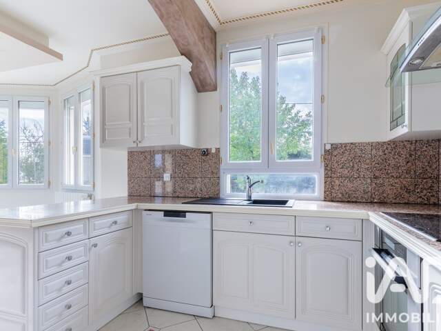 Vente Maison traditionnelle 9 pièces — photo du bien