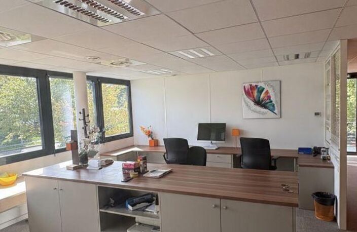 Location Bureaux 135 m&sup2; — photo 3