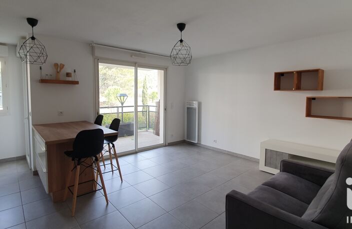 Location Appartement 2 pièces — photo 2