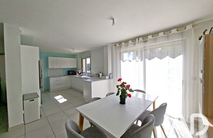 Vente Maison/villa 5 pièces — photo 3
