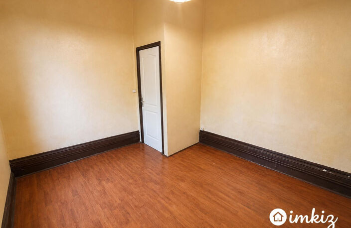 T2 de 50m² avec cachet à rénover - Fort potentiel — photo 5