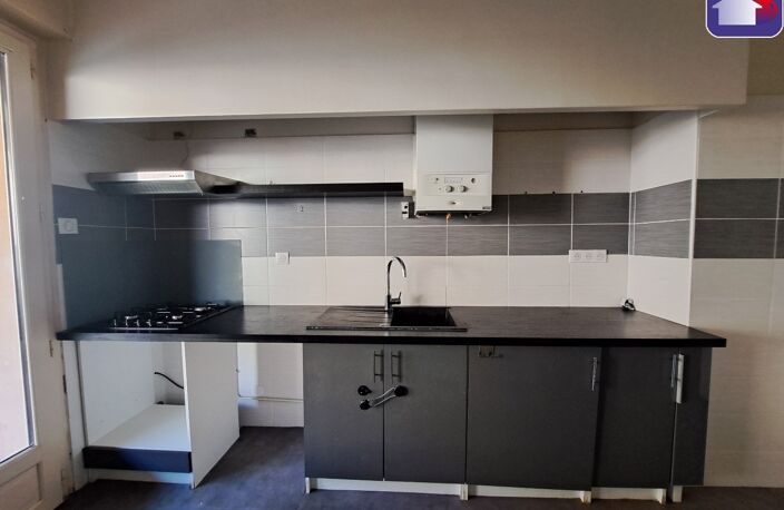 Location appartement 3 pièces 79 m² à Foix (09000) — photo 4
