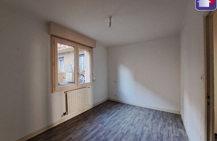 Location appartement 3 pièces 79 m² à Foix (09000) — photo 5