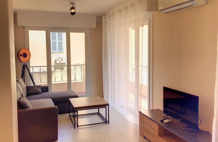 Bas Croix des Gardes  2P  -52m²-  318 000 € — photo 2