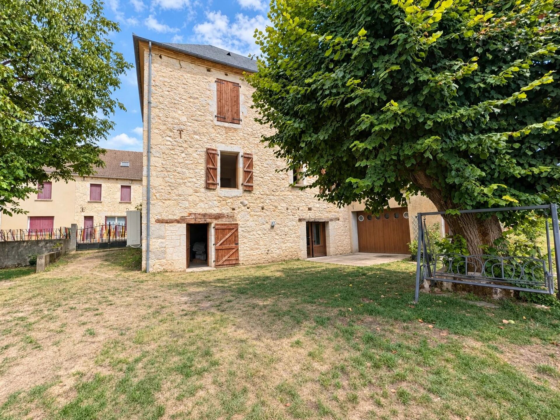 Maison 5 pièces 166 m² · à Concorès · 166 m² · 212 000 €