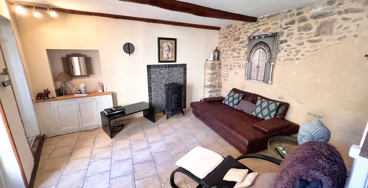 Maison de village terrasse — photo 1