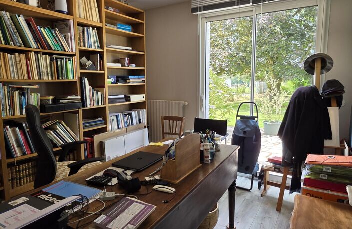 Pavillon familial en très bon état avec vie de plain-pied et bâtiment proche Fécamp — photo 4