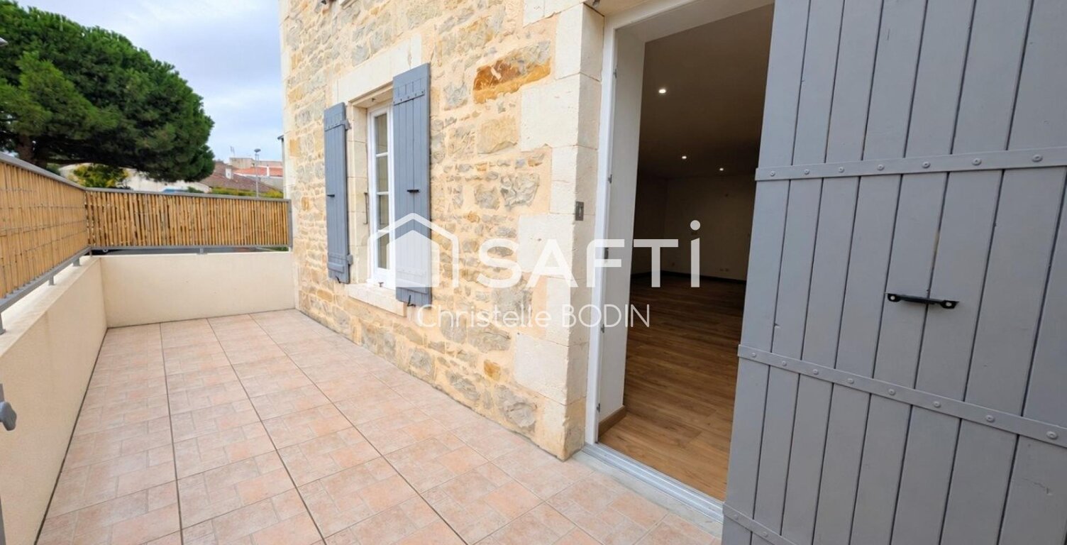 Maison de caractère rénovée au cœur de Sainte-Soulle — photo 1