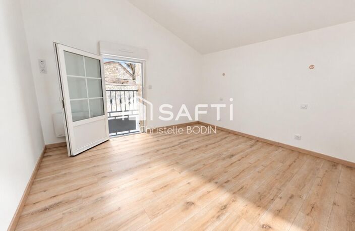 Maison de caractère rénovée au cœur de Sainte-Soulle — photo 5