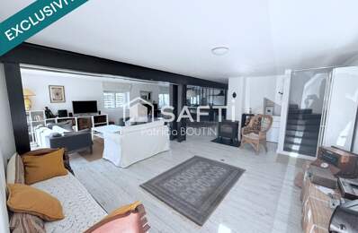 PAVILLON 3 CHAMBRES + APPARTEMENT ET DOUBLE GARAGE ET DEPENDANCES A LEZAY ! — photo du bien