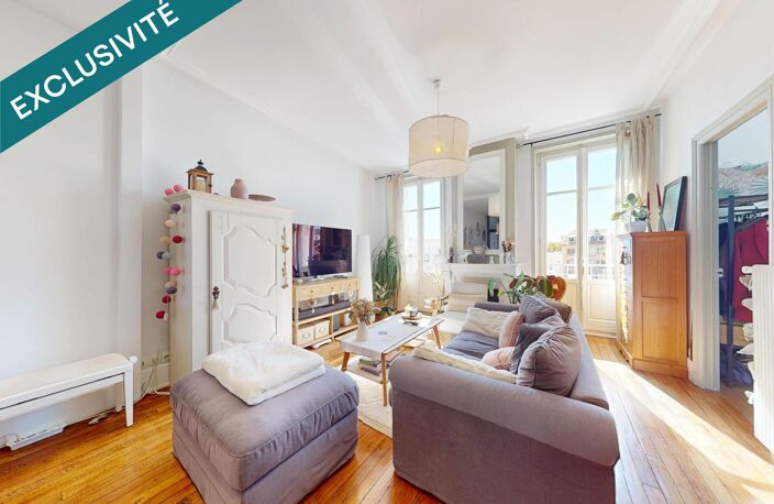 Magnifique duplex T4 climatisé au dernier étage  secteur rue Pichon / Place des Vosges — photo 3