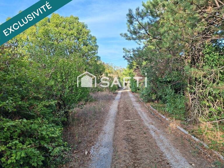 Terrain constructible de 13761 m² — photo 1